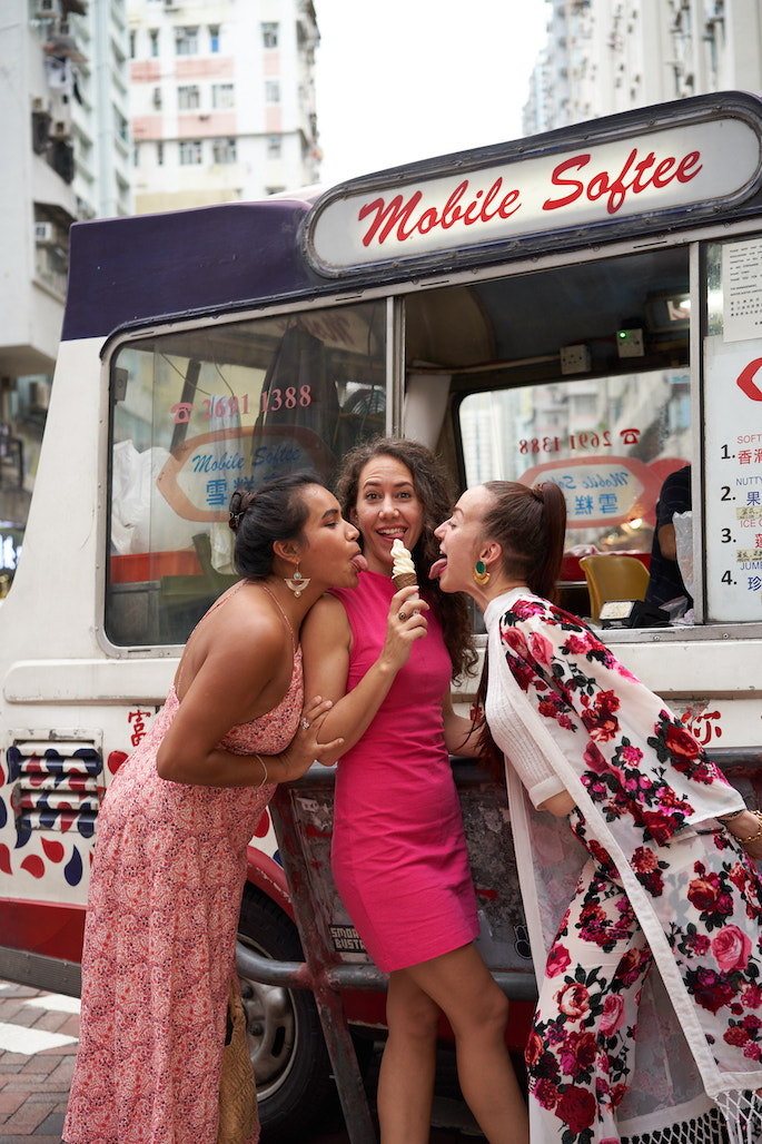 Hong Kong street photography for friends or bestie