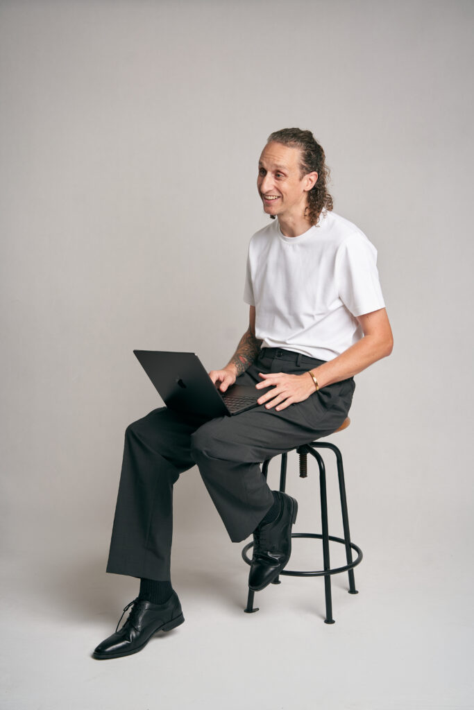 professional studio hong kong portrait for entrepreneur personal branding